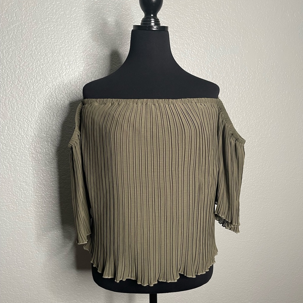 OFF SHOULDER BLOUSE